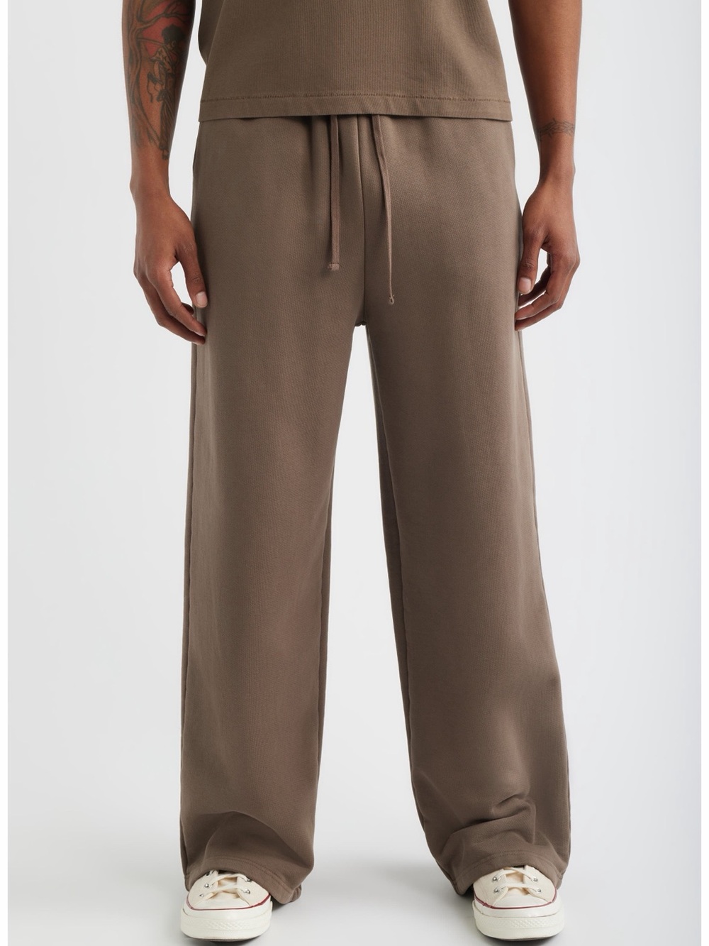 Elwood Core Straight Leg Sweatpants